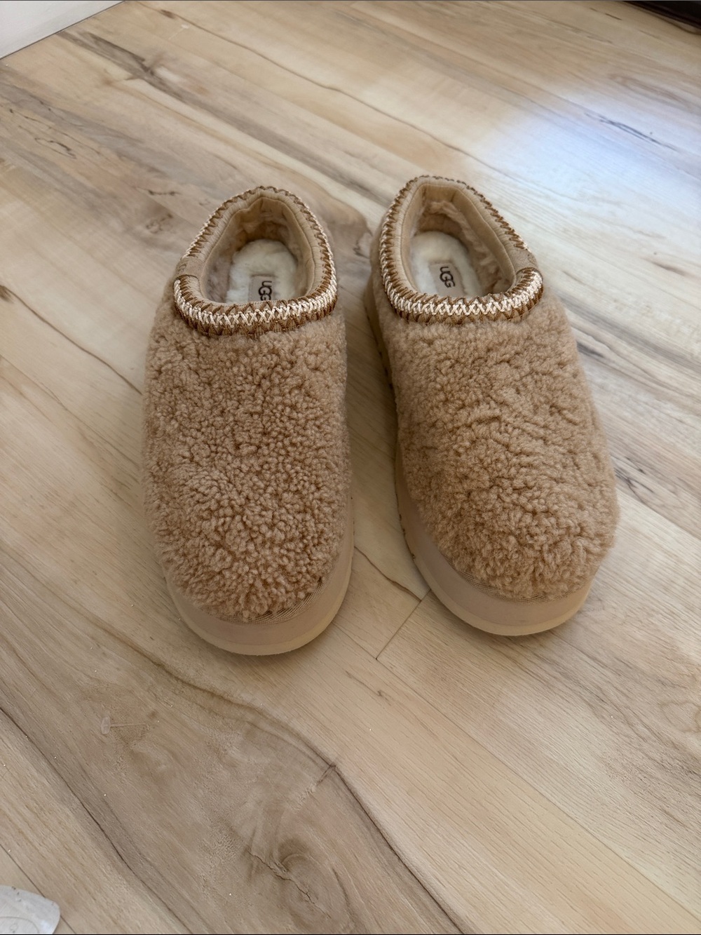 UGG Tazz Maxi Curly Genuine Shearling Platform Slipper Women - Picture 2 of 10